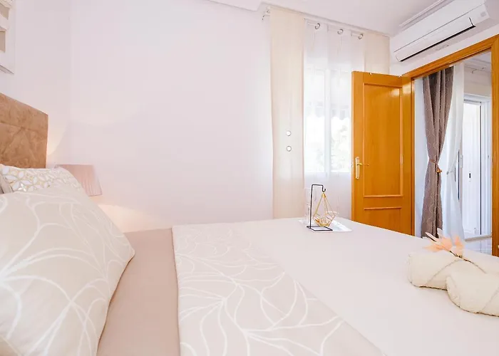 Home&holiday Goleta With Parking-option *