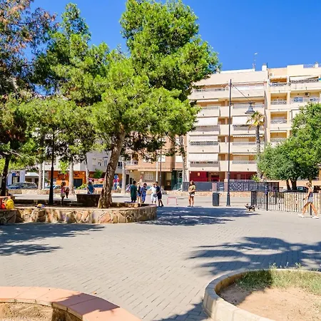 Апартаменты Home&holiday Goleta With Parking-option Торевьиа